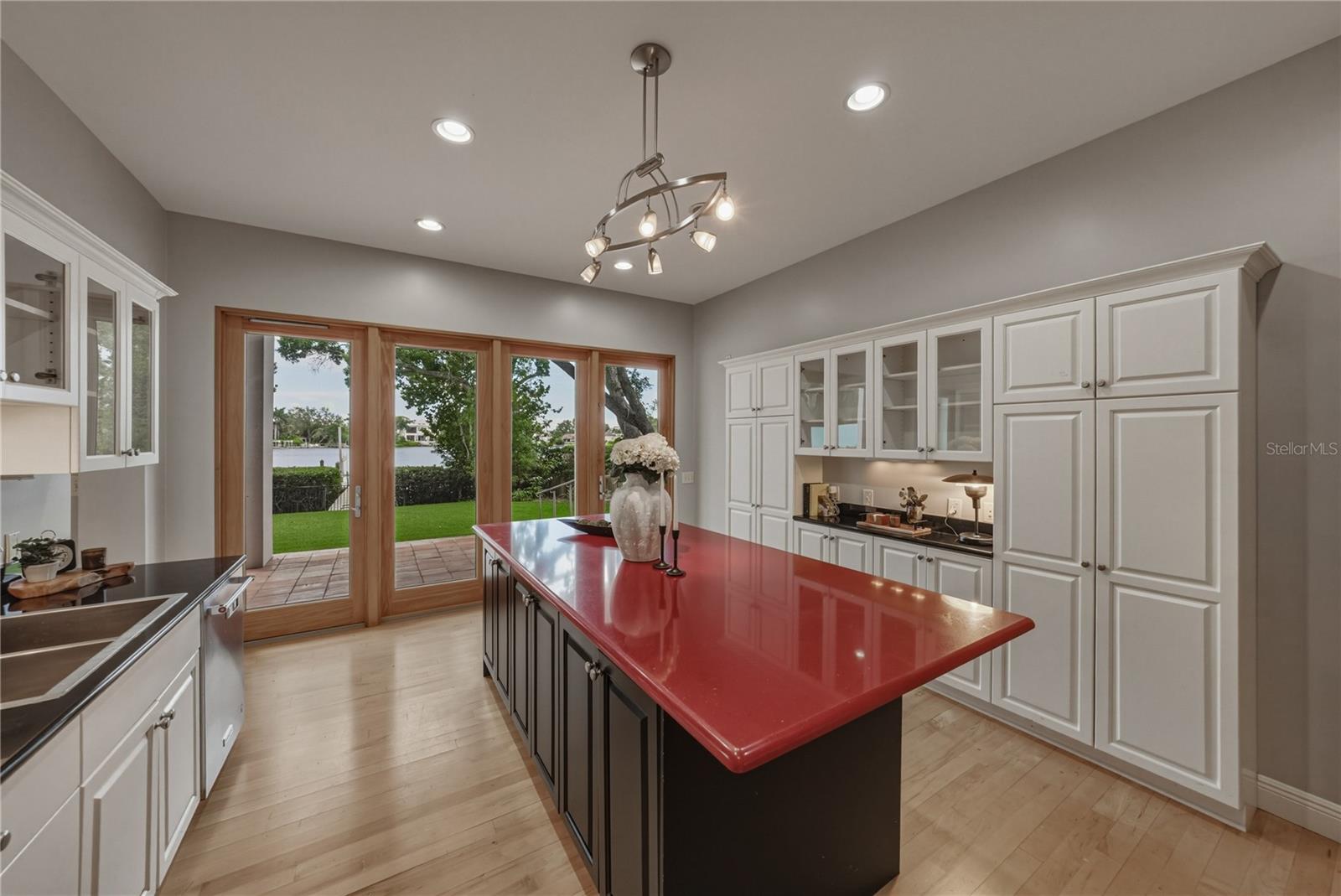 838 MONTEREY BLVD NE — photo 18