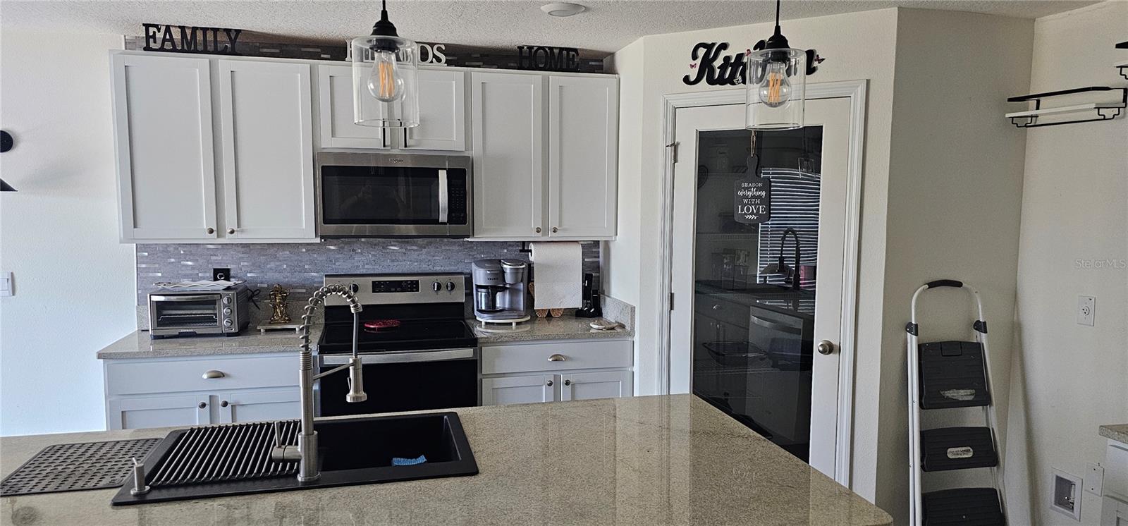 1220 TAHITIAN SUNRISE DR — photo 10