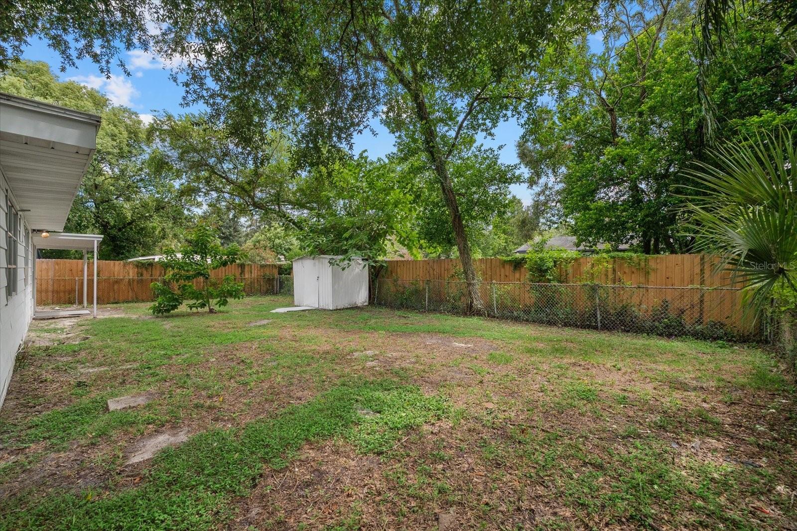 305 E BOUGAINVILLEA AVE — photo 22