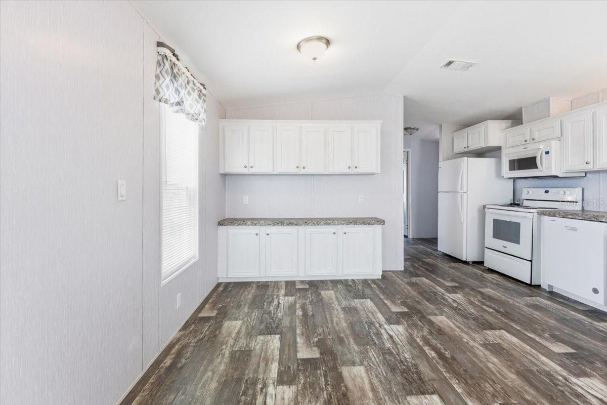 1800 ENGLEWOOD RD #166 — photo 13