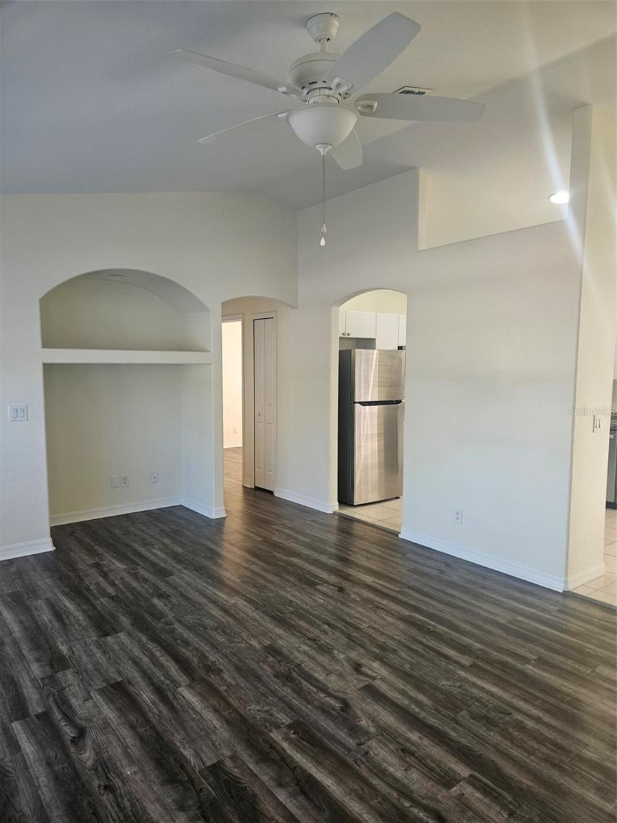 4138 AZORA ST — photo 10