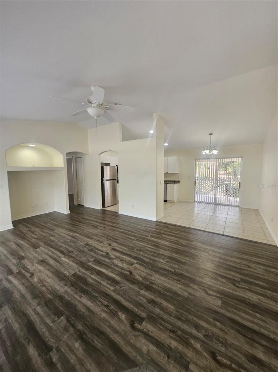 4138 AZORA ST — photo 4