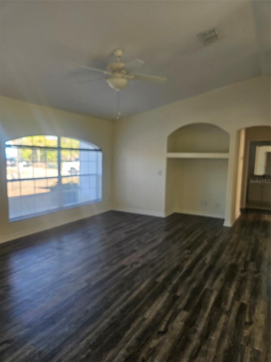 4138 AZORA ST — photo 9