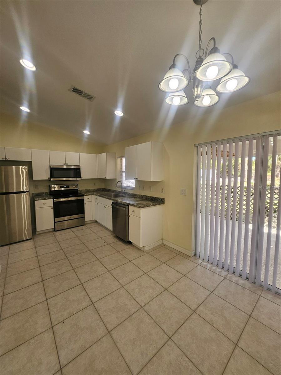 4138 AZORA ST — photo 13