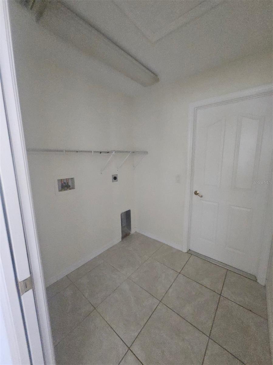 7450 BLUTTER RD — photo 22