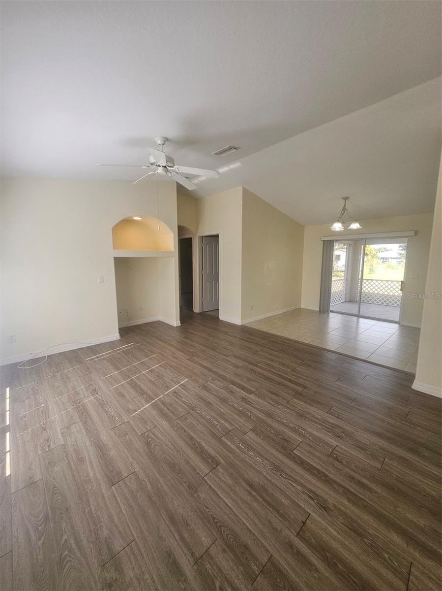 7450 BLUTTER RD — photo 8