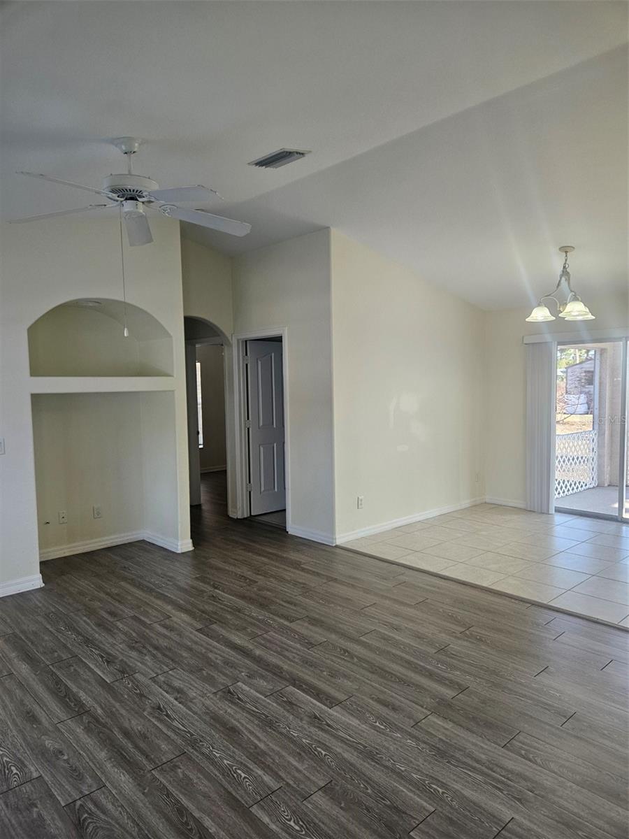 7450 BLUTTER RD — photo 3