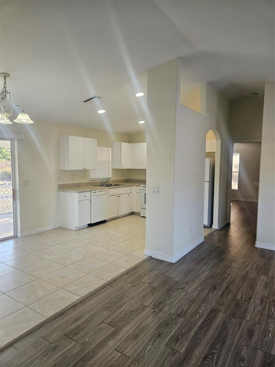 7450 BLUTTER RD — photo 5