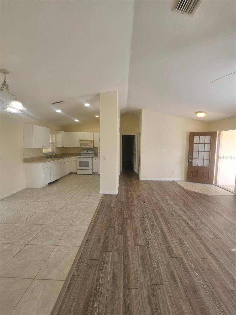 7450 BLUTTER RD — photo 10