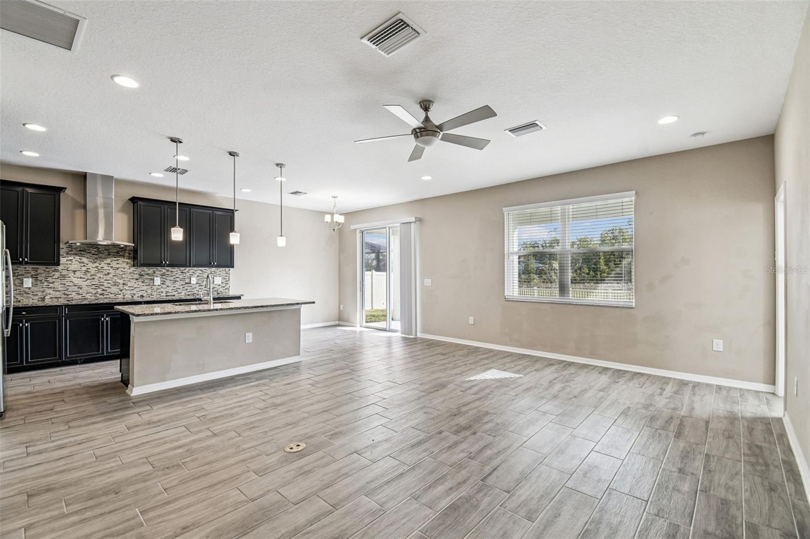18196 PORFIRIO PL — photo 23