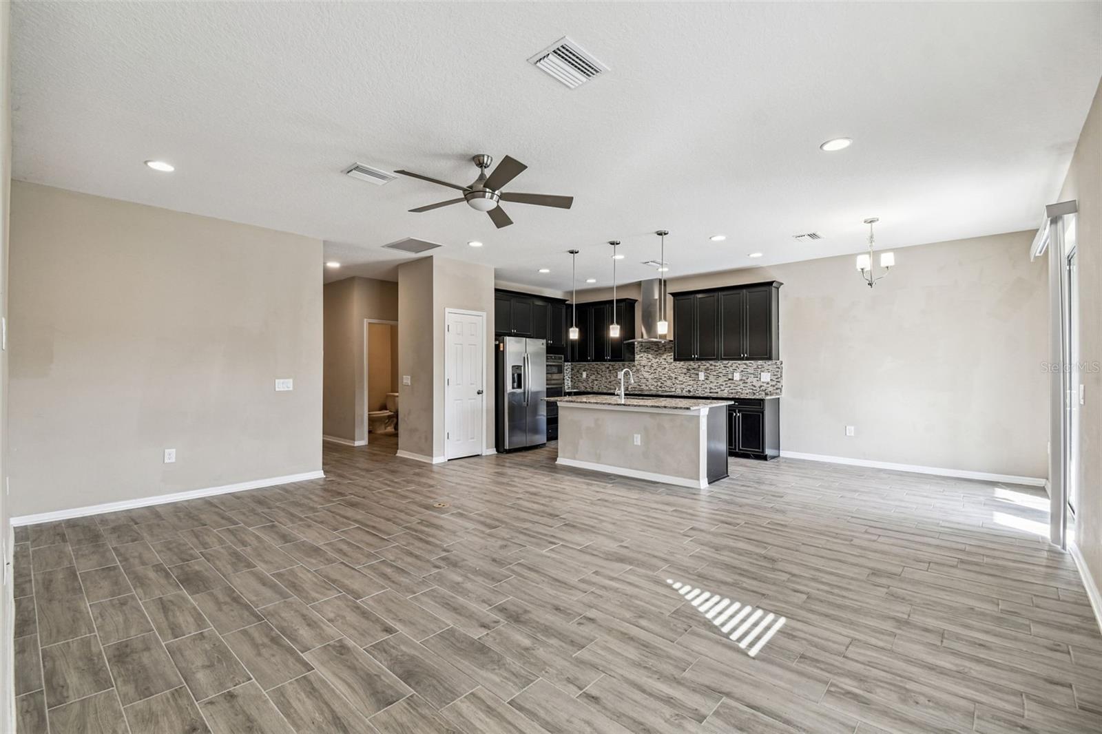 18196 PORFIRIO PL — photo 24
