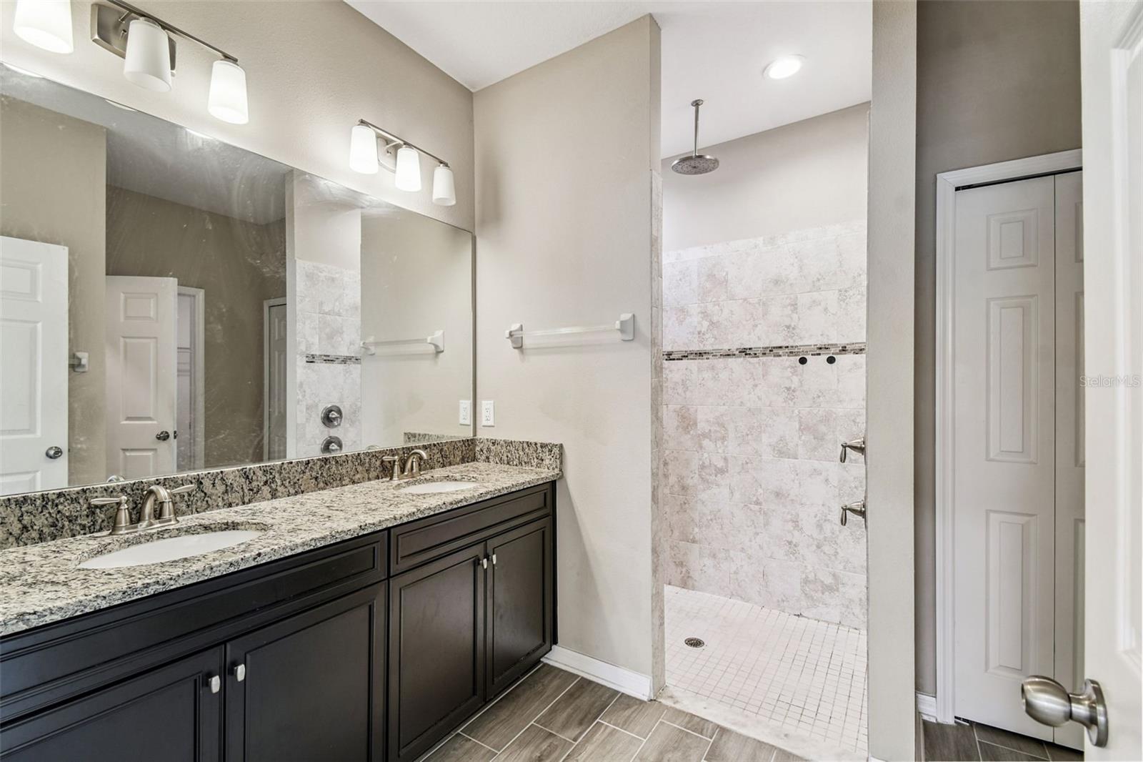 18196 PORFIRIO PL — photo 41