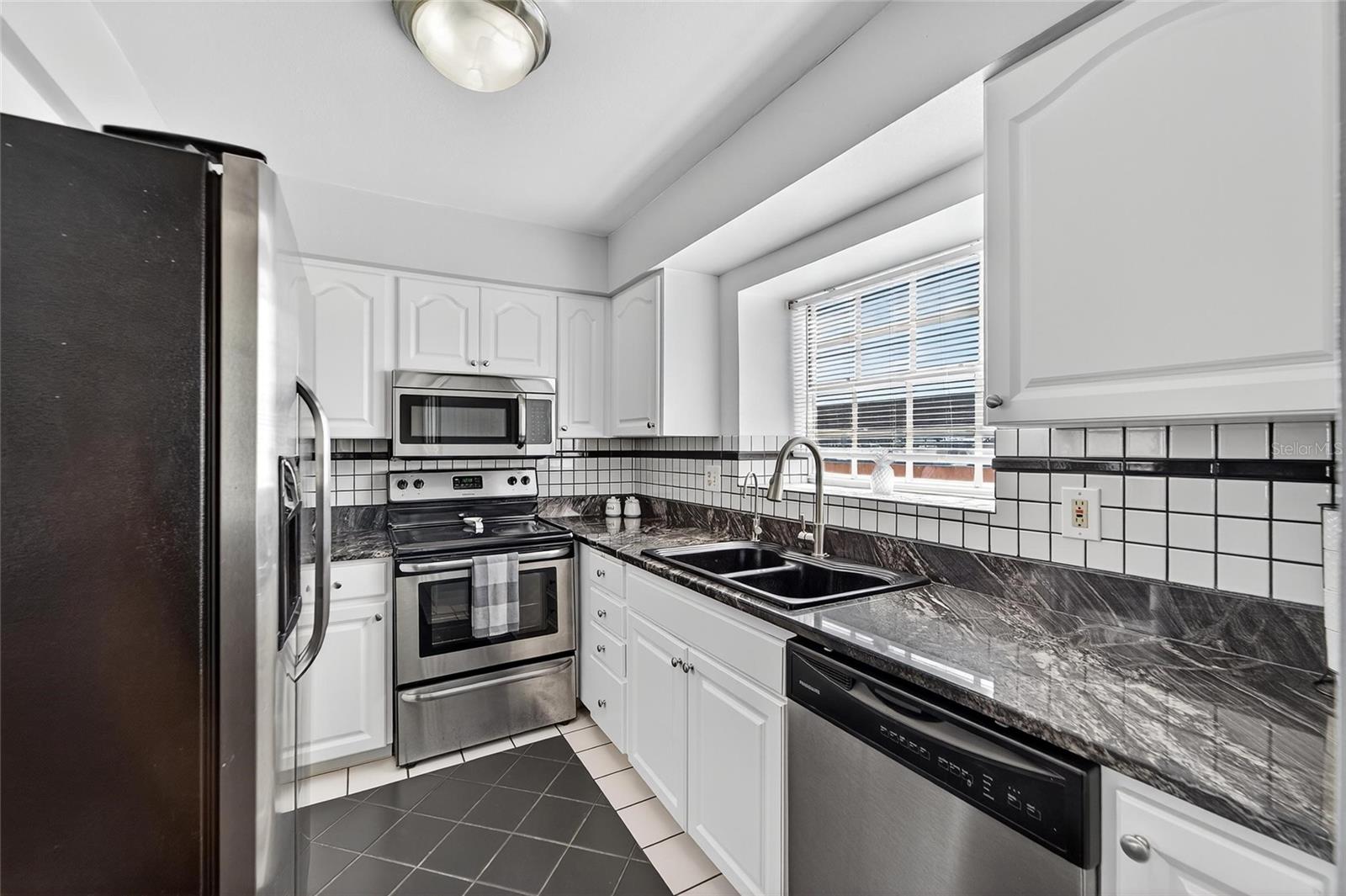 17960 GULF BLVD #104 — photo 34