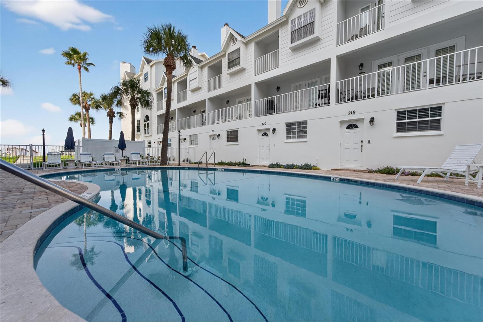 17960 GULF BLVD #104 — photo 74