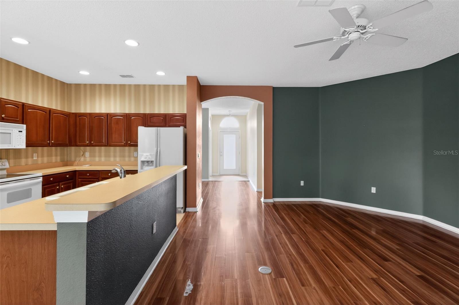 2453 PLEASANT HILL LN — photo 11