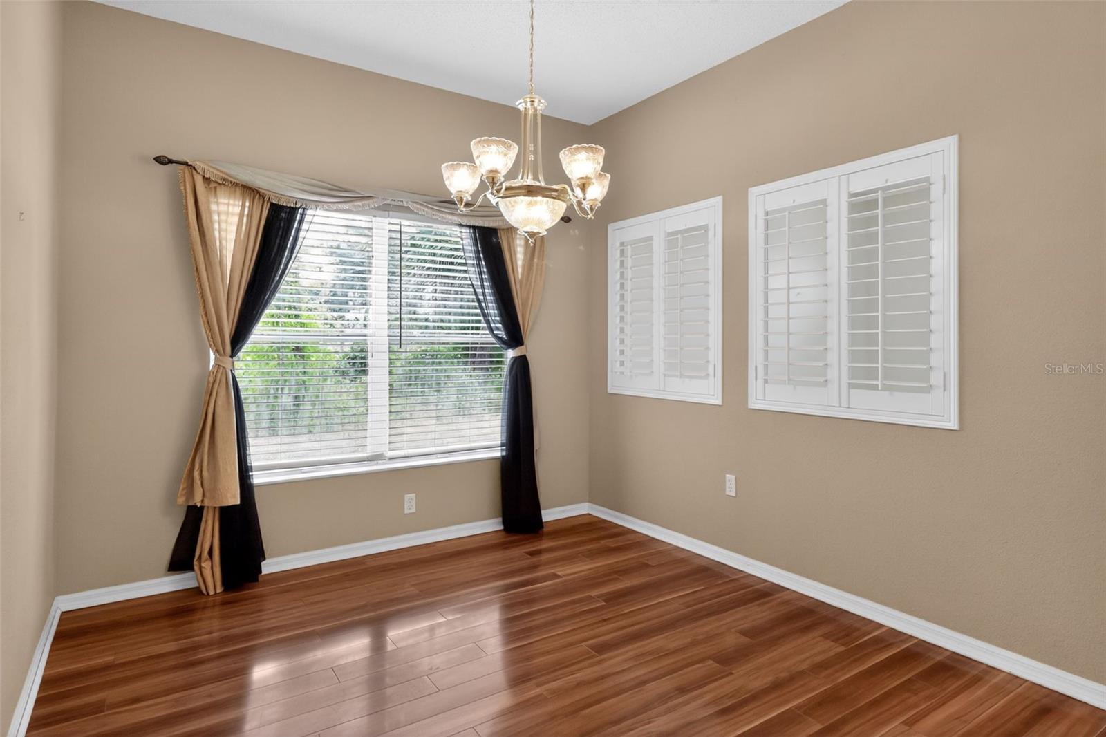 2453 PLEASANT HILL LN — photo 7