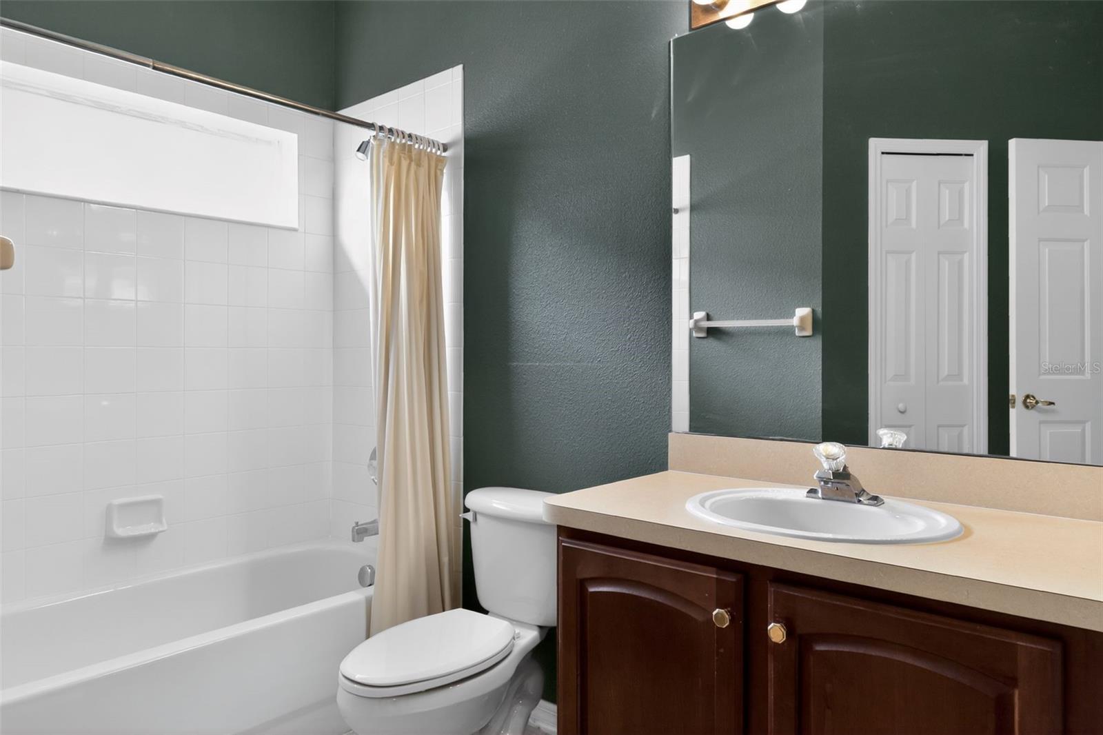 2453 PLEASANT HILL LN — photo 23