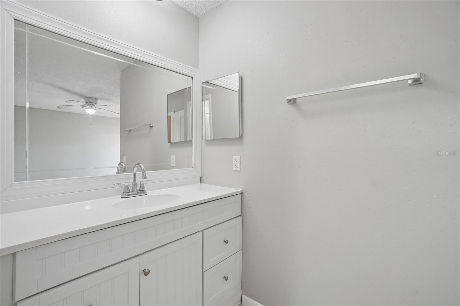 1310 MOUNTAIN VIEW DR #105 — photo 26
