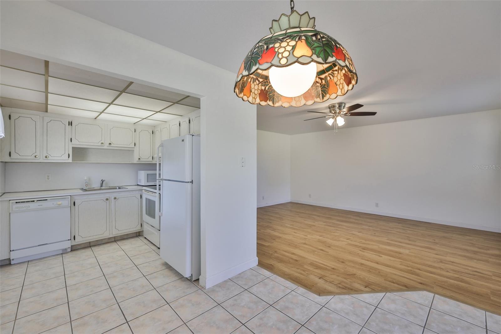 1811 BEDFORD LN #153 — photo 6