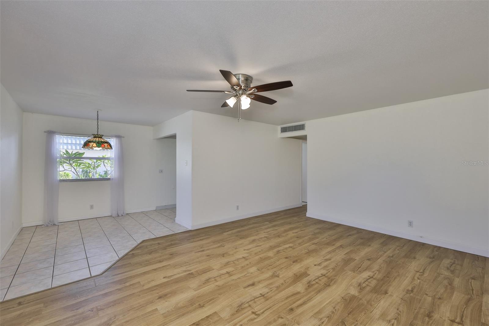 1811 BEDFORD LN #153 — photo 5