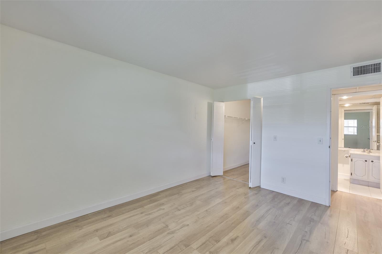 1811 BEDFORD LN #153 — photo 11
