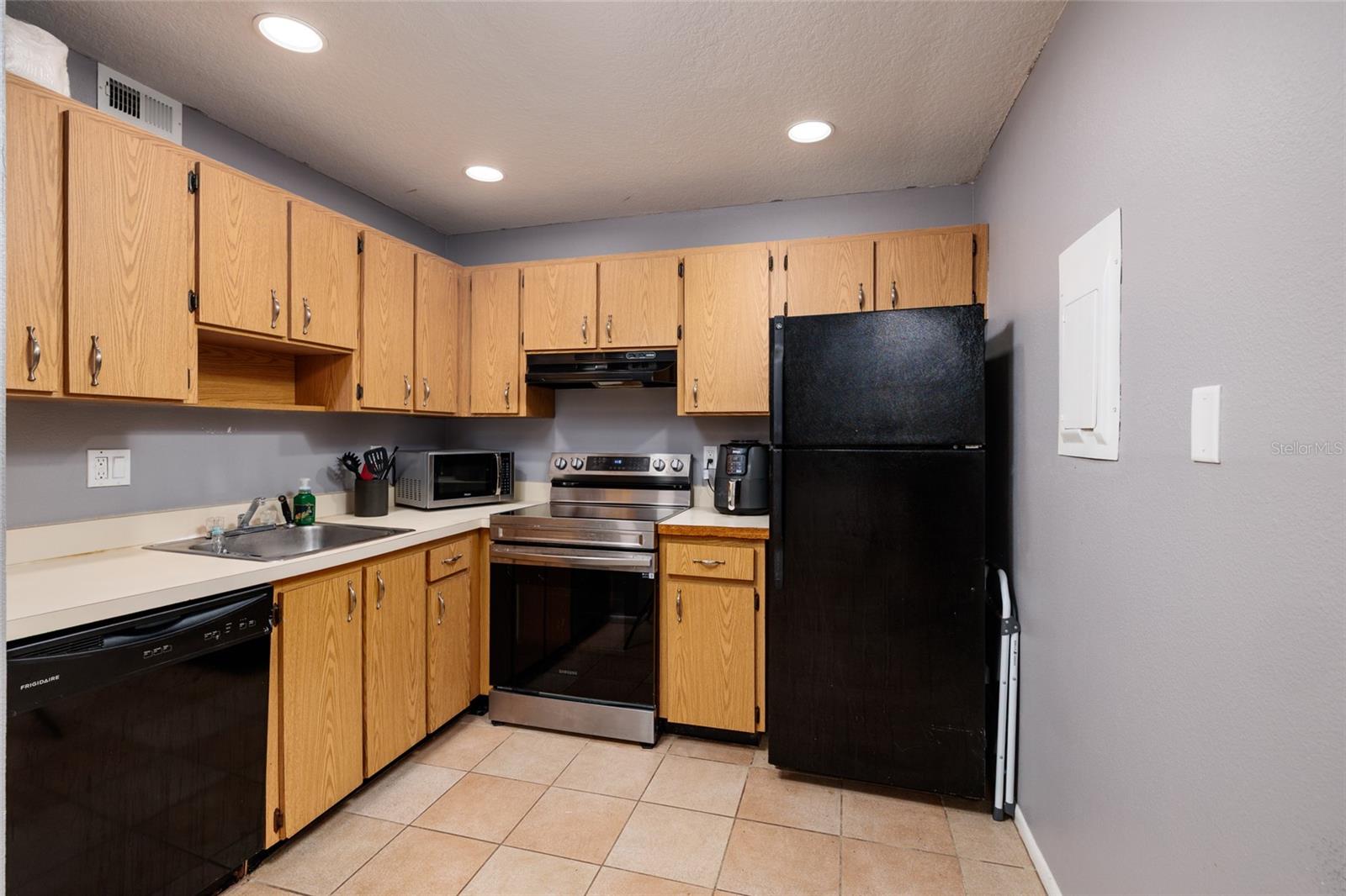 11708 RAINTREE VILLAGE BLVD #A — photo 8