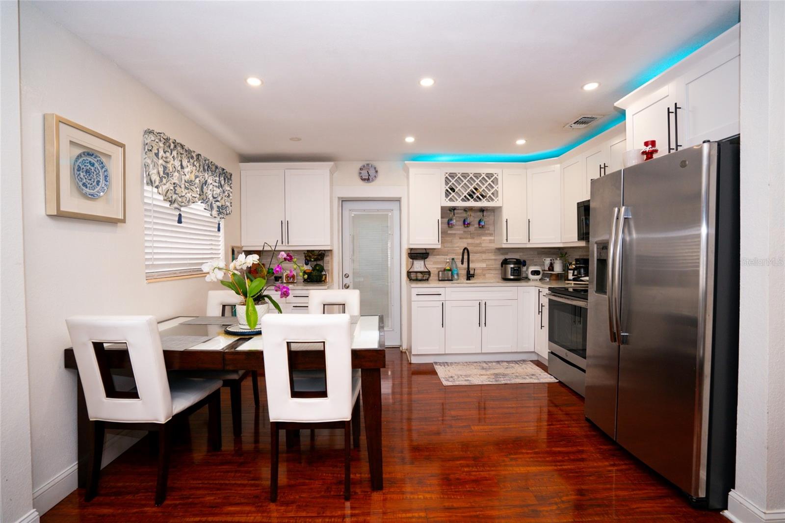 3305 W AILEEN ST — photo 9