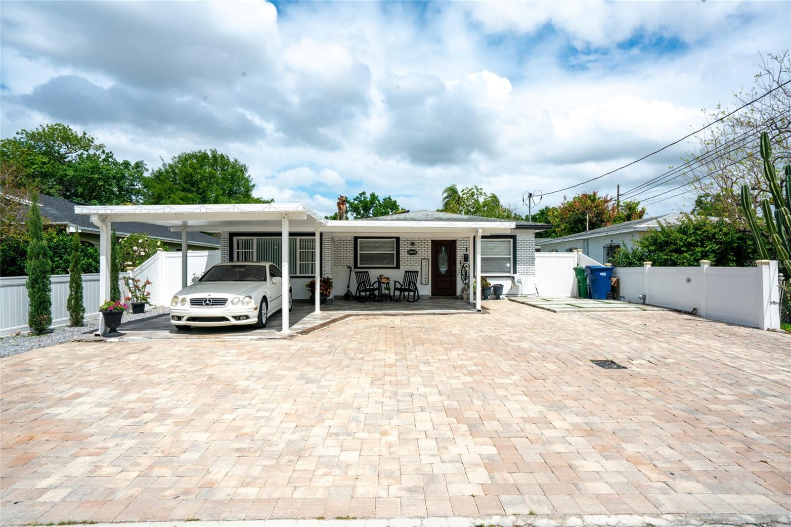 3305 W AILEEN ST — photo 4
