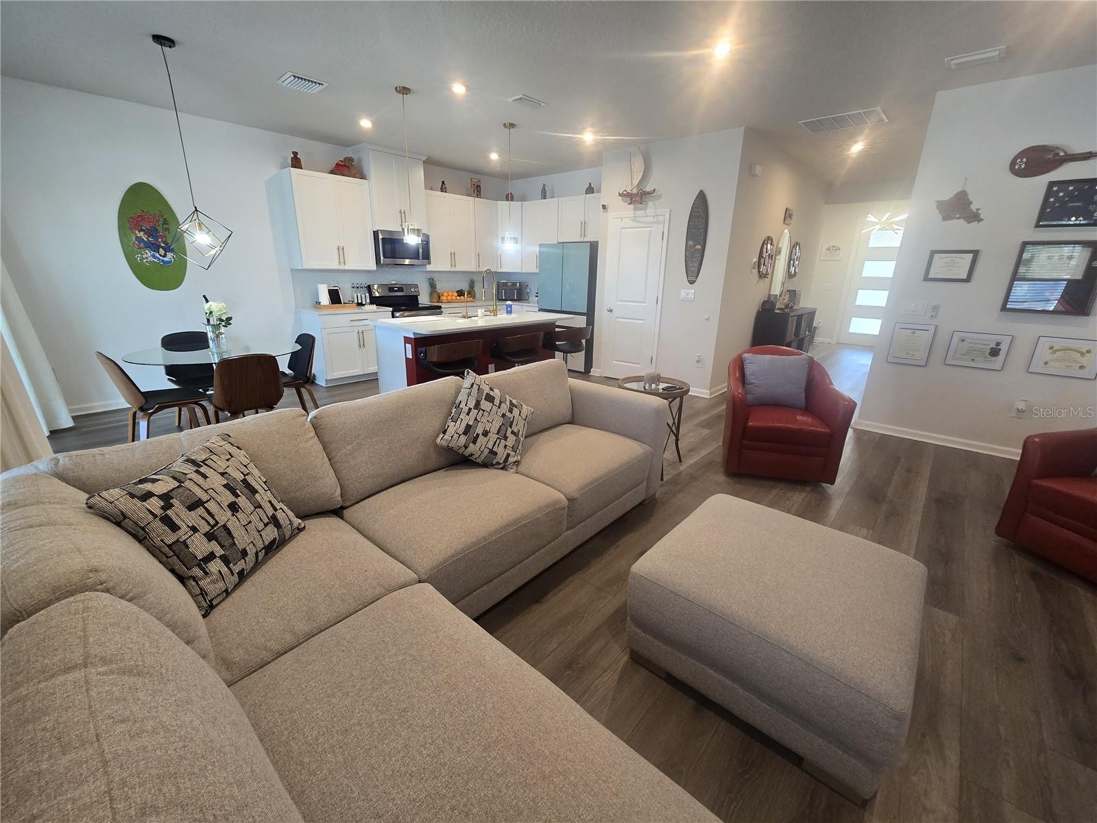 8052 GREENWAY AVE — photo 14