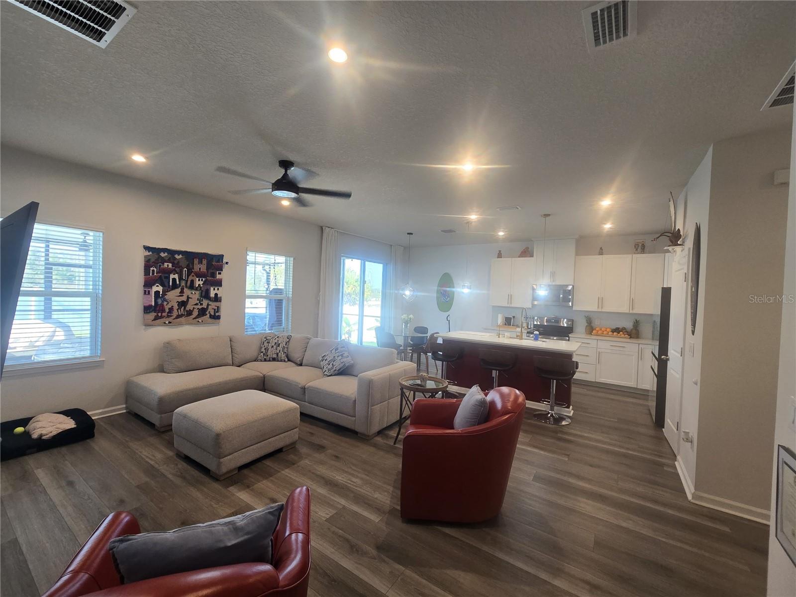 8052 GREENWAY AVE — photo 13