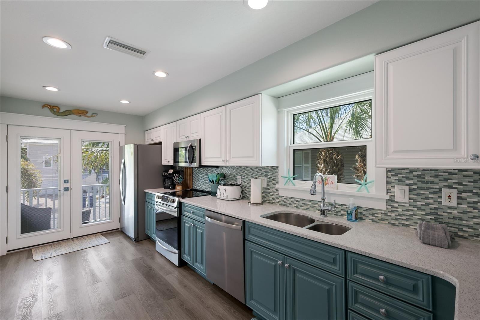 510 MAGNOLIA AVE — photo 11
