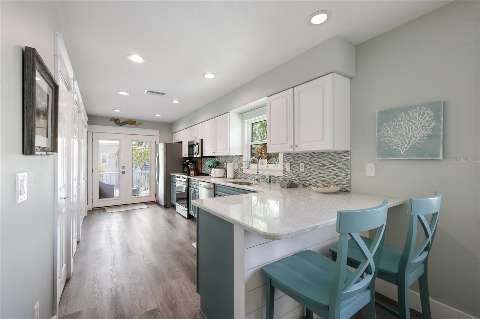 510 MAGNOLIA AVE — photo 9