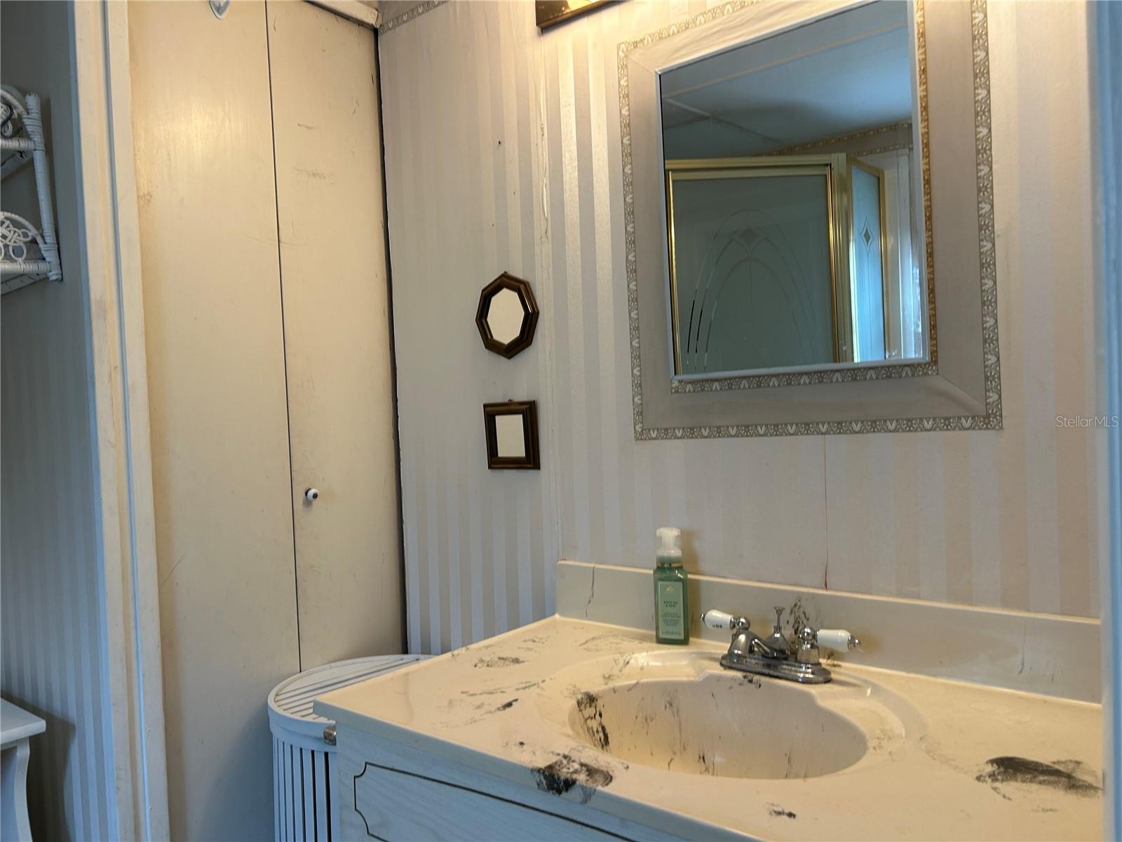 5025 BRAE BURN AVE — photo 17