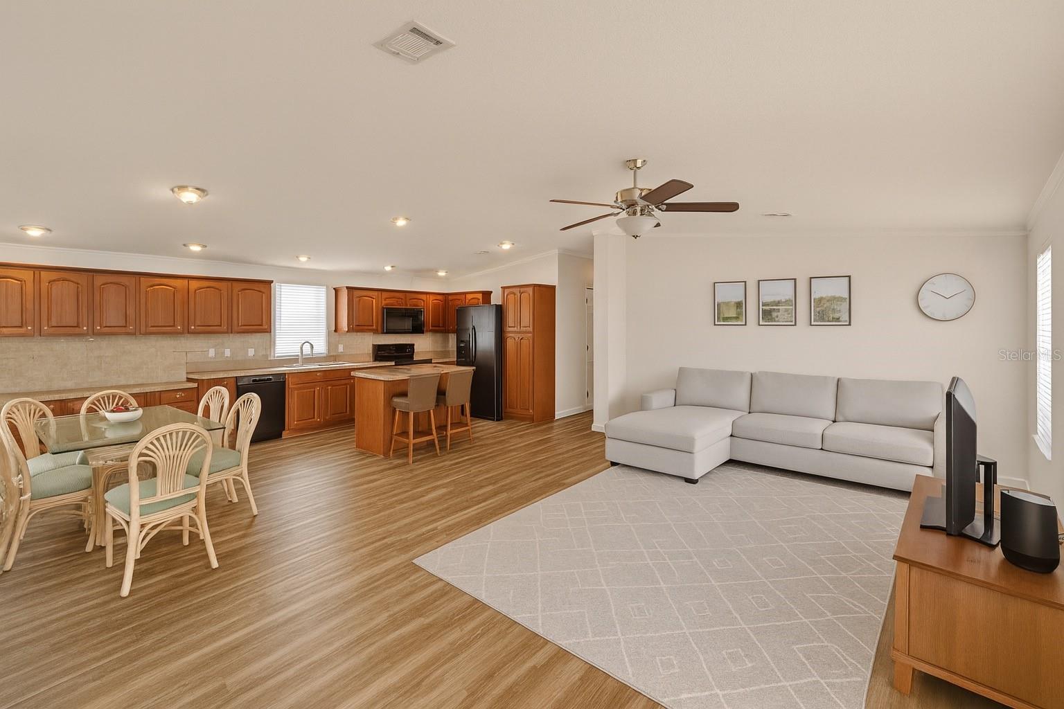 1375 PASADENA AVE S #217 — photo 6