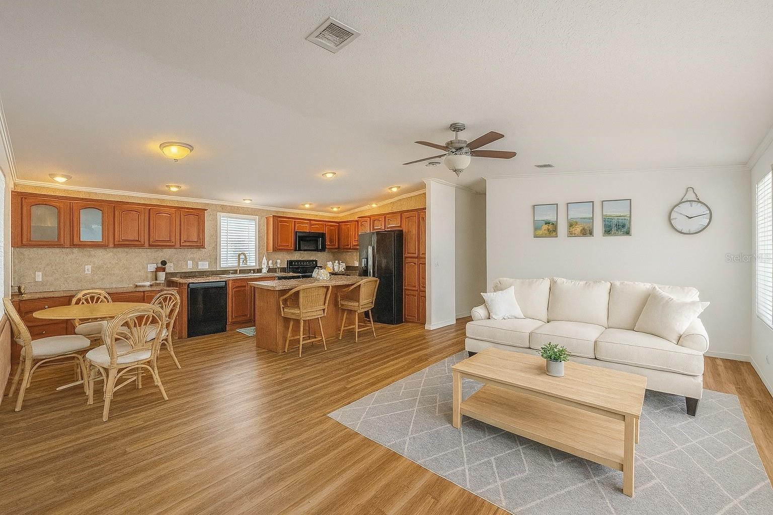 1375 PASADENA AVE S #217 — photo 5