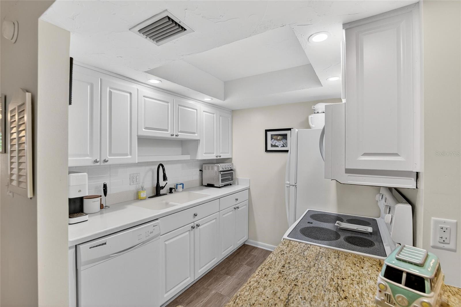 650 PINELLAS POINT DR S #236 — photo 8