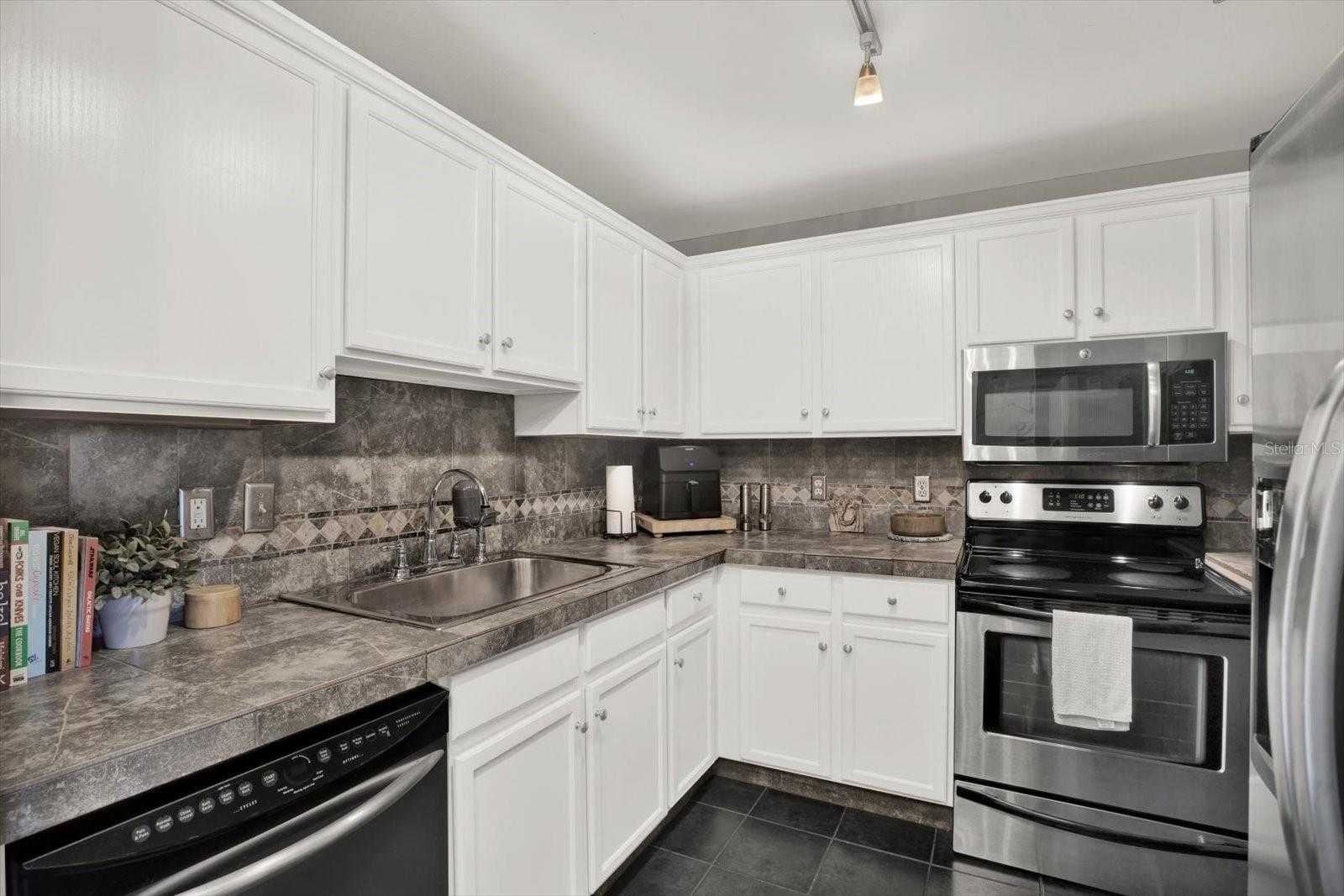 345 BAYSHORE BLVD #310 — photo 20