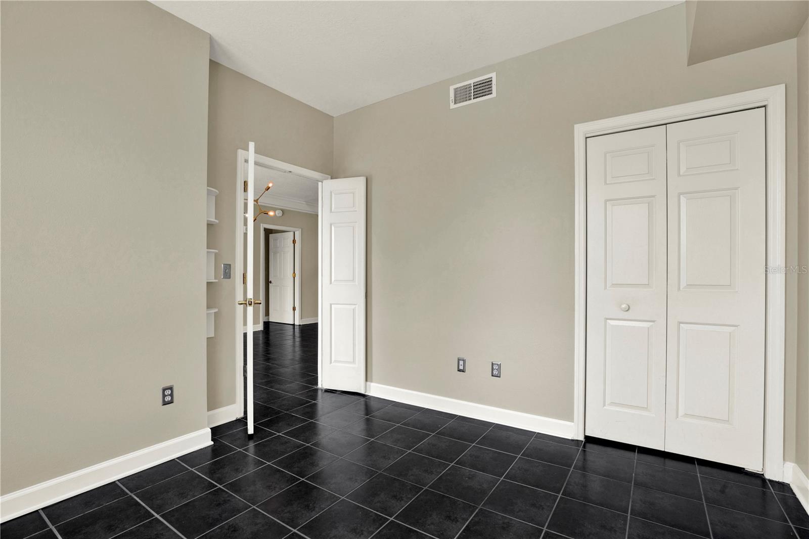 345 BAYSHORE BLVD #310 — photo 17