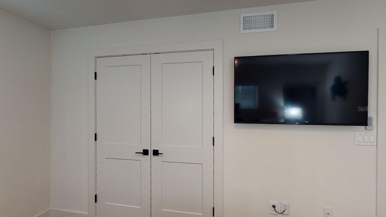 1910 MORRILL ST #1 — photo 45
