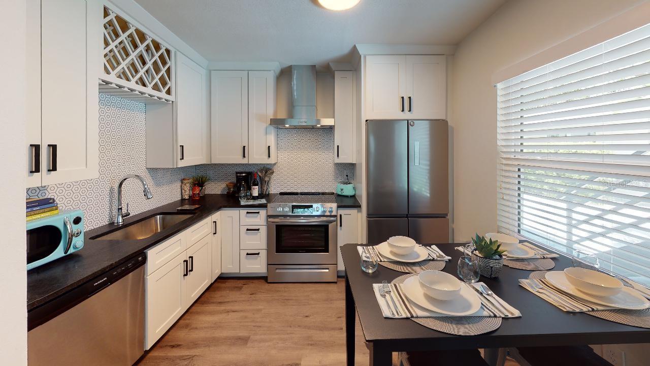 1910 MORRILL ST #1 — photo 4
