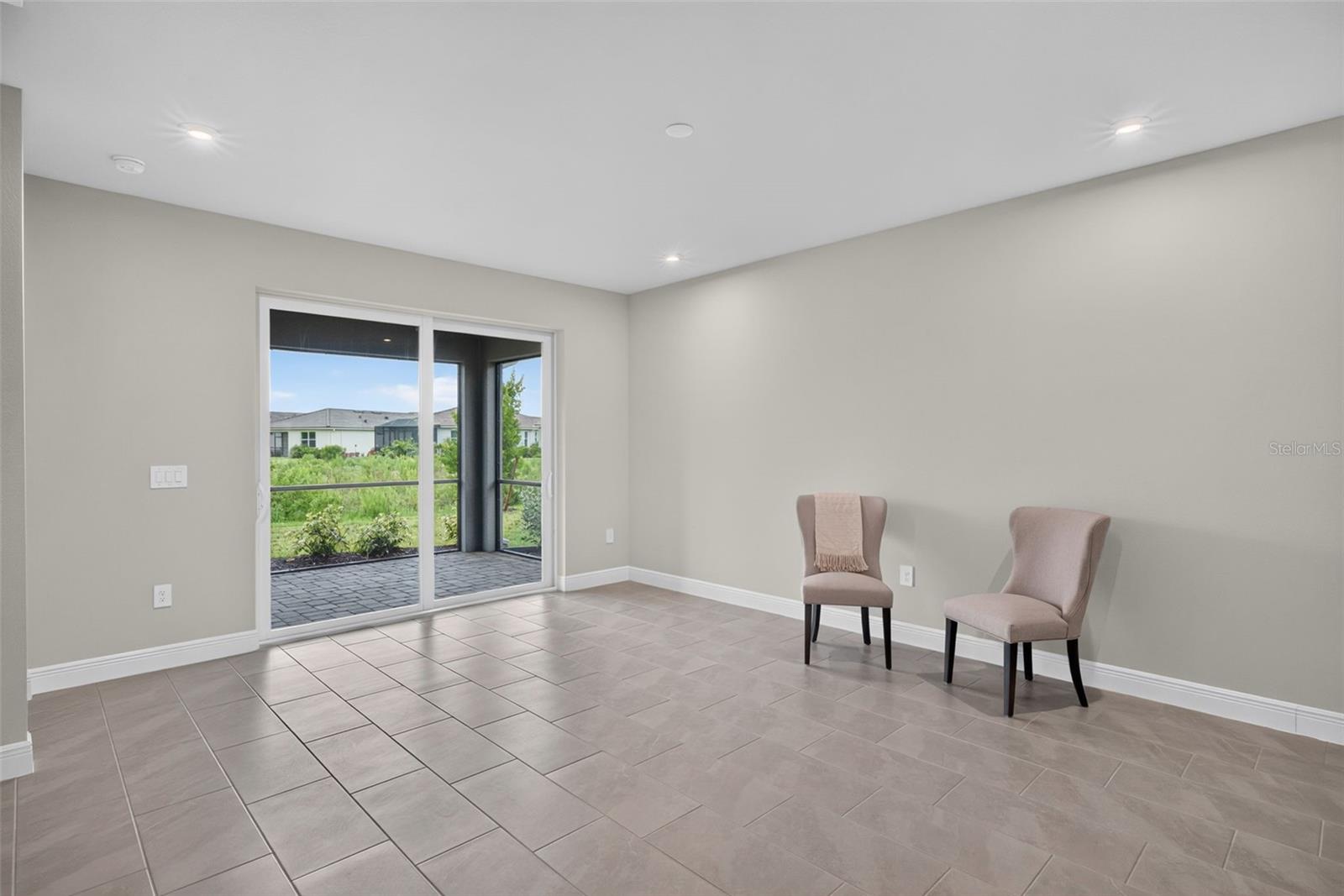 11187 LIVEWELL CT — photo 6