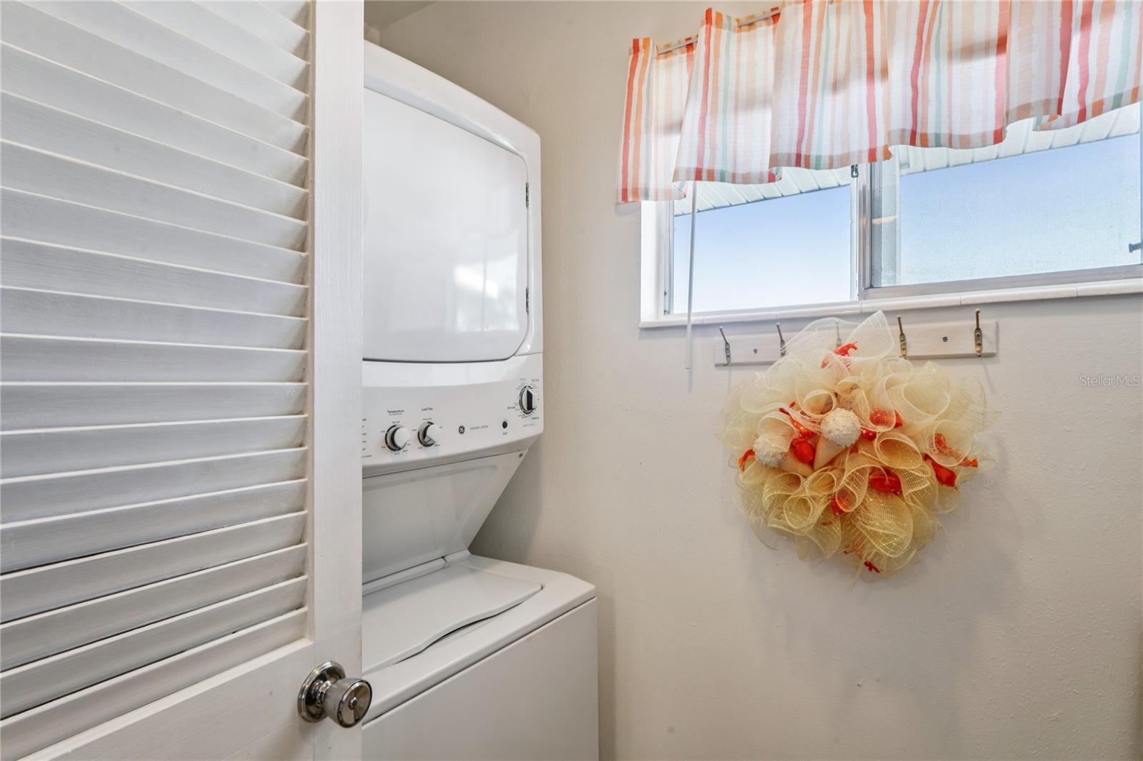 5873 PALM LN #B33 — photo 26