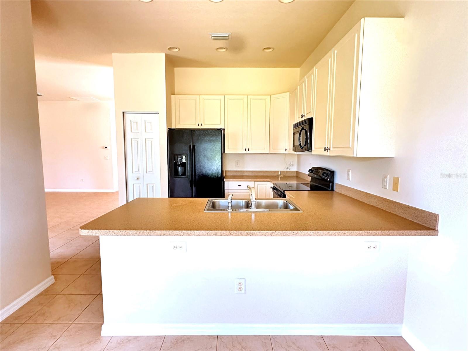 4950 SANDY BROOK CIR — photo 12