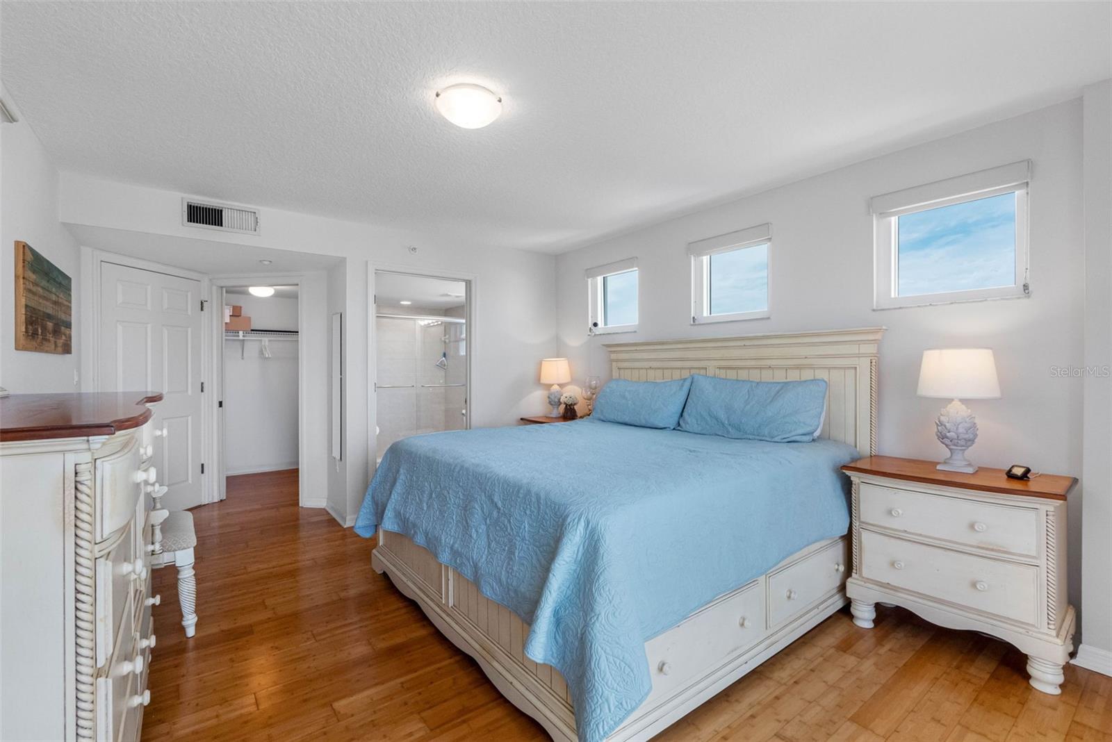 16326 GULF BLVD #510 — photo 19