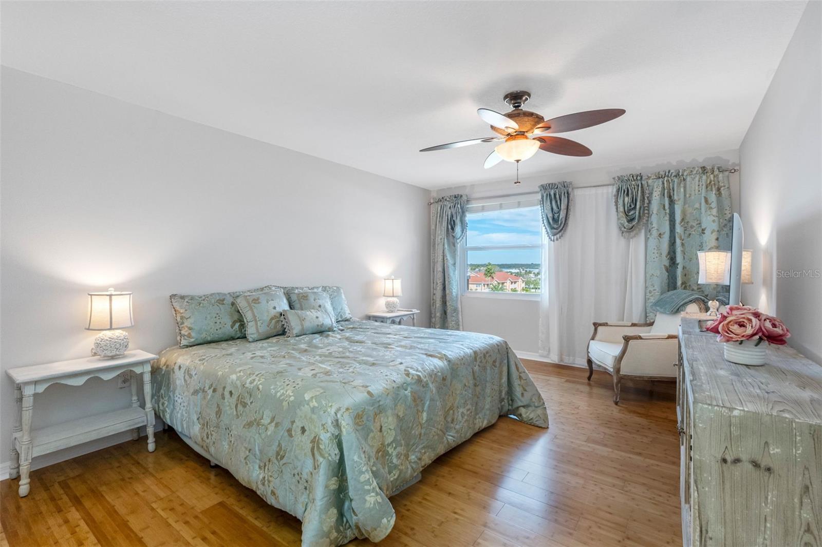 16326 GULF BLVD #510 — photo 22