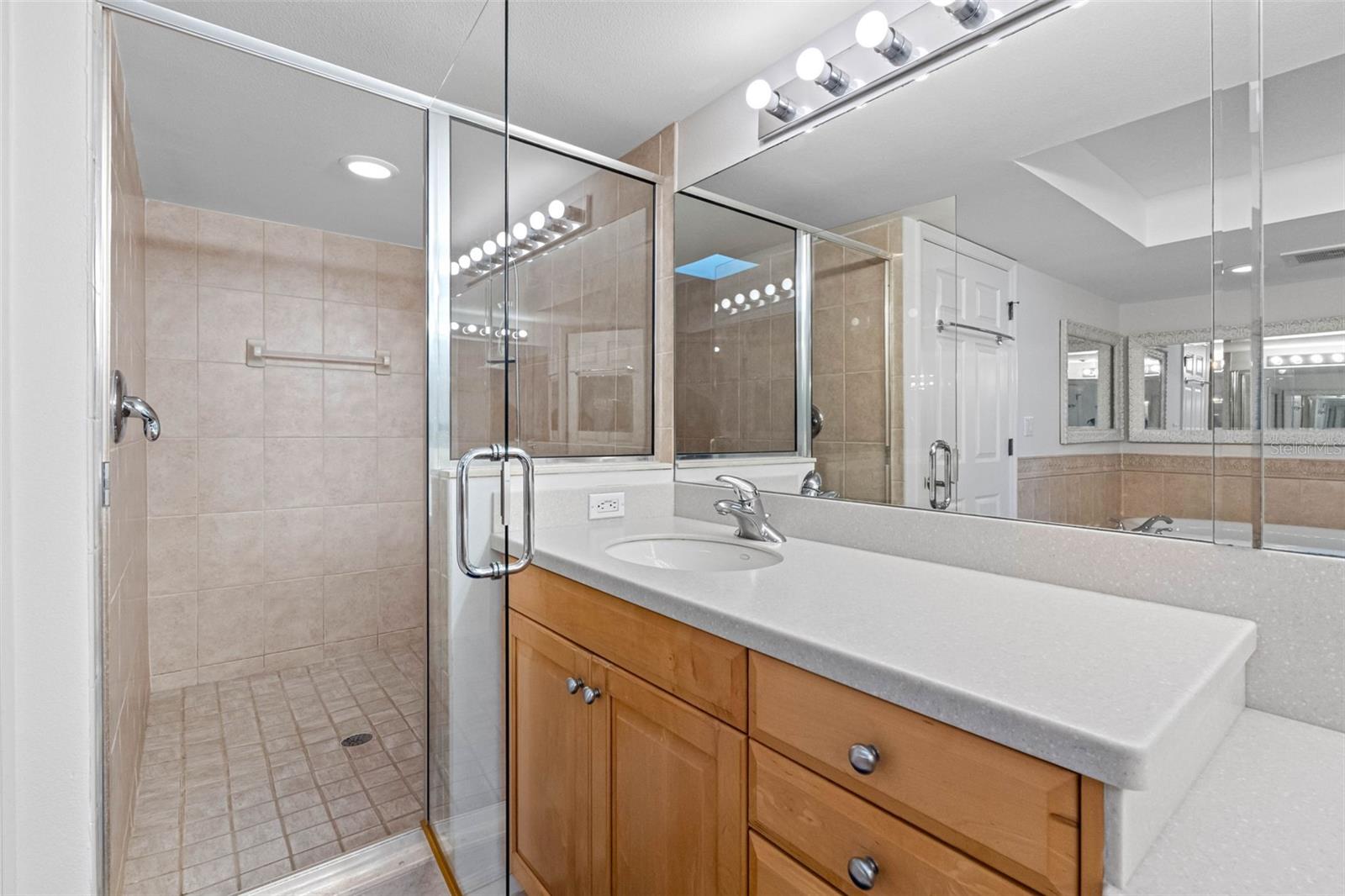 16326 GULF BLVD #510 — photo 15