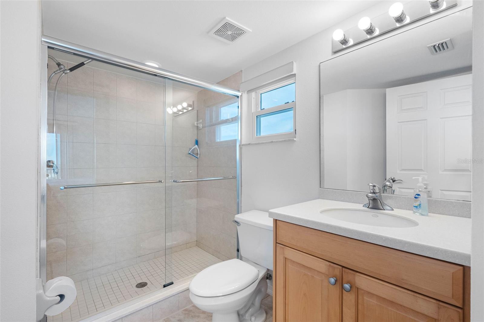 16326 GULF BLVD #510 — photo 24