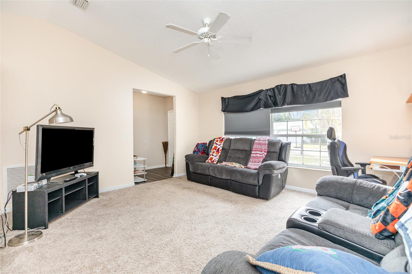 4907 21ST WAY E — photo 3
