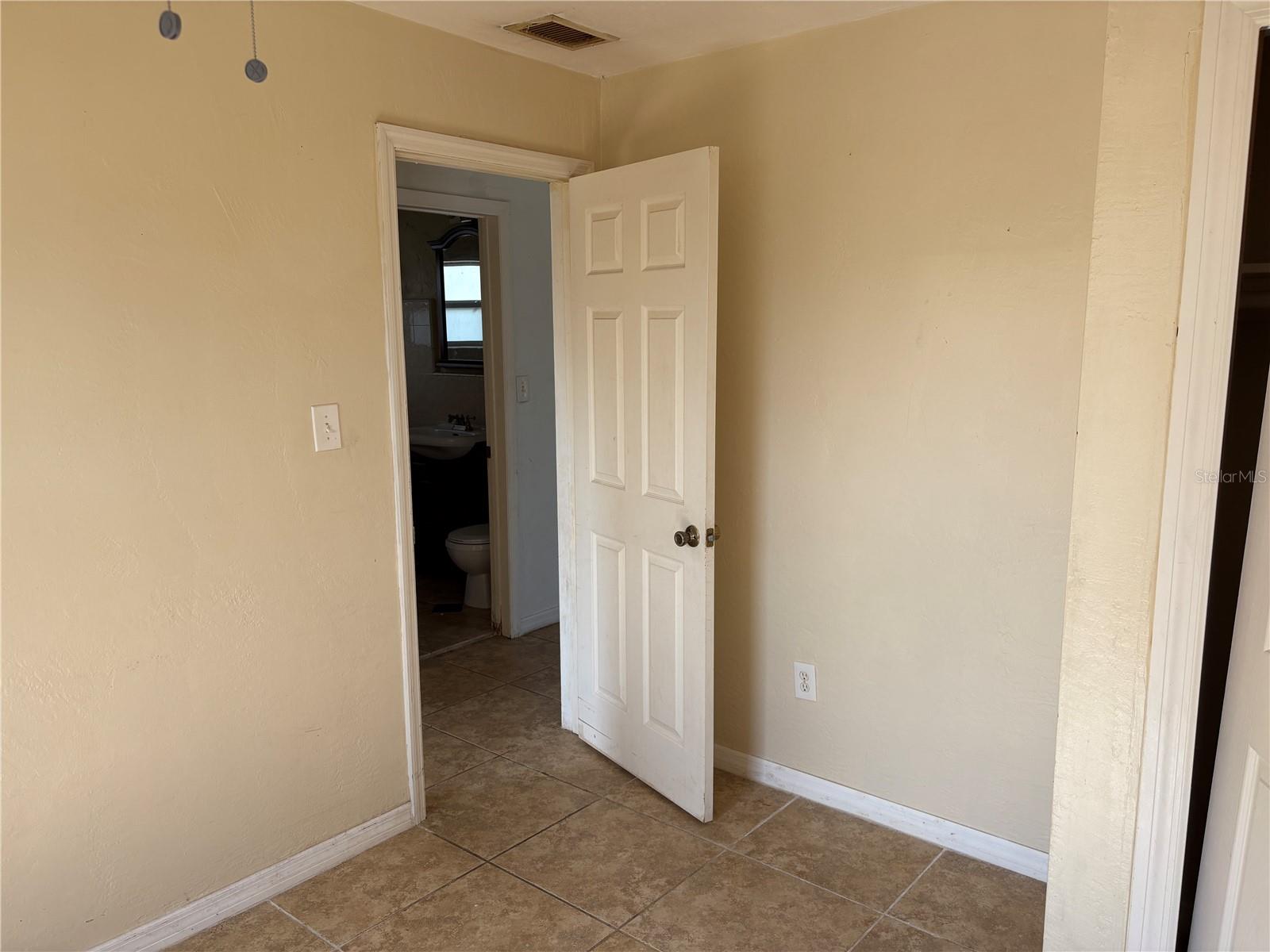 6129 FREEMONT ST — photo 20