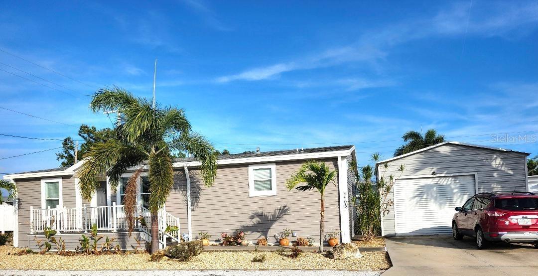 6505 ARIZONA ST — photo 3